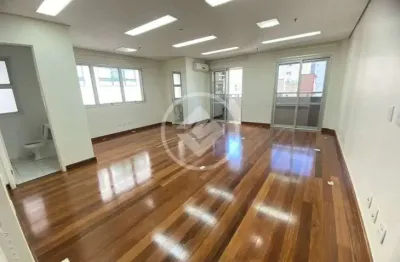 Sala comercial no coração do itaim 41m2, 1 vaga, varanda codigo: 104120