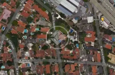 Terreno residencial de 738m² no jardim petrópolis - santo amaro. codigo: 66374