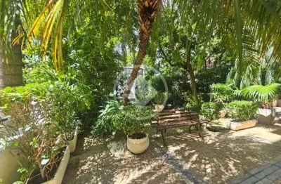 Oportunidade no coração do brooklin, 169m² com uma planta excelente! 3 dorm mais escritório e quarto