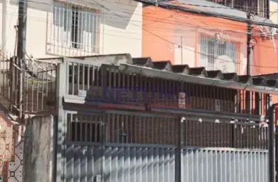 Casa p/renda ou morar sendo a 1ª com 02 dorms, sala, cozinha, 02 wcs, 01 vaga- 2ª 01 dorm, sala, coz