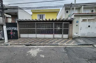 Lindo sobrado na vila medeiros espaçoso com 03 doms, 01 suite, sala, 02 vagas, ótima localização.