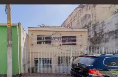 Casa espaçosa na vila medeiros com 03 dorms, 01 suíte, sala, cozinha, 03 wcs, 03 vagas, ótimo local.