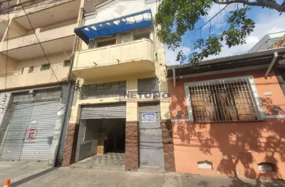 Imóvel comercial ao lado da estação armênia do metrô.