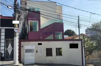 Condomínio  na penha com 02 dorms, sala, cozinha, wc social, lavanderia