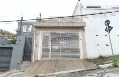 Sobrado na vila medeiros com 03 dorms, 01 suíte, sala de estar, cozinha, wc, lavanderia, 02 vagas.