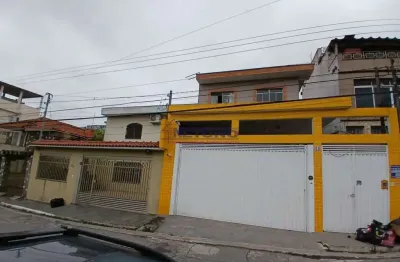 Casa térrea na vila medeiros, 03 dorms 01 suite, sala, cozinha, 03 wcs, 02 vagas + casa com 01 dorm.