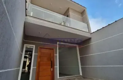Casa em condomínio fechado com 3 quartos para alugar na Vila Nivi, São Paulo 