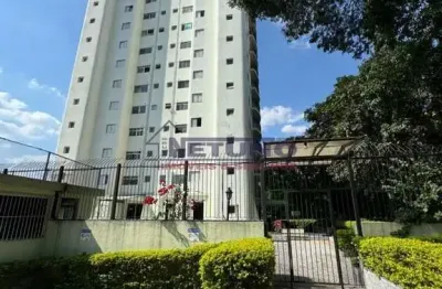 Apartamento de 3 dormitórios sendo 1 suíte, sala ampla e bem iluminada com 2 vagas de garagem