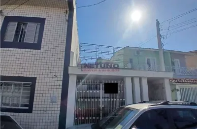 Casa térrea na vila medeiros com 03 dorms, sala, cozinha, 02 banheiros, 02 vagas, ótimo local.