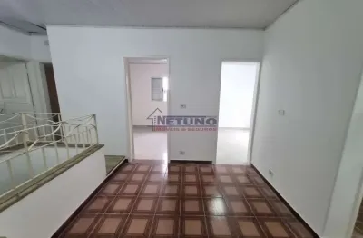 Casa assobradada na vila maria com salão de 70m² (para moradia e trabalho)
