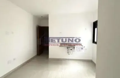 Condominio no tucuruvi a 07 minutos a pé do metrô com 02 dorms, sala, cozinha, wc socia, (sem vaga).