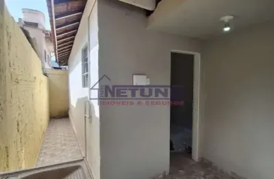 Casa térrea na vila medeiros, sendo 1 quarto e cozinha. entrada independente