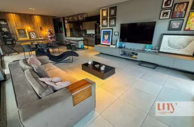 Casa medindo 125 m² com 3 quartos e piscina no portal do sol
