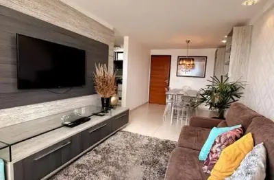 Apartamento com 76 m² e 2 suítes em andar alto no bairro de tambauzinho