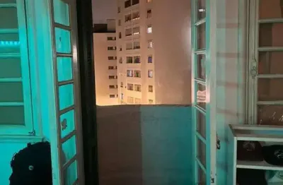 Apartamento à venda na Praça Marechal Deodoro, Santa Cecília, São Paulo
