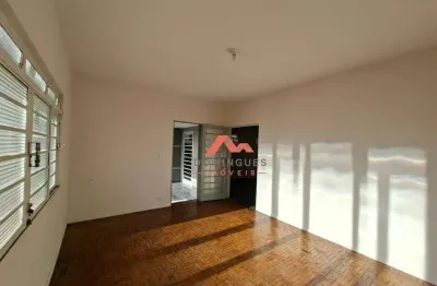 Casa com 3 dormitórios para alugar, 115 m² por R$ 2.603,00/mês - Jardim São Vito - Americana/SP