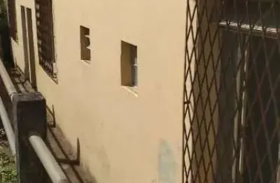 Casa com 2 quartos à venda na Rua Vitórino Braga, Vitorino Braga, Juiz de Fora