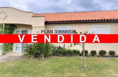Casa em condomínio fechado com 3 quartos à venda no Centro, Xangri-Lá 