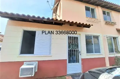 03 dormitórios, sala de estar e jantar, cozinha , banheiro, churrasqueira e 01 vaga de garagem.