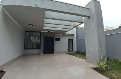 Casa com 3 quartos à venda na Vila Emília, Maringá 