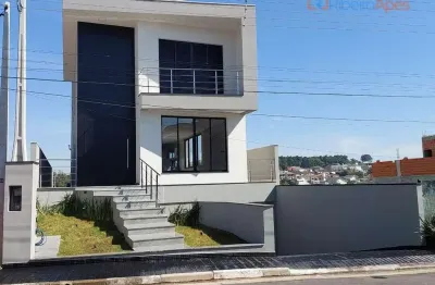 Casa no condomínio arujazinho iv com 3 suítes e piscina - arujá