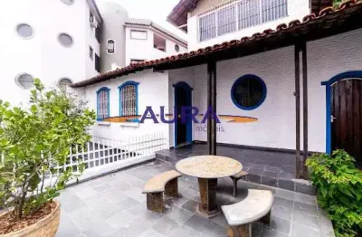 Casa com 5 quartos à venda na Rua Nísio Batista de Oliveira, São Lucas, Belo Horizonte