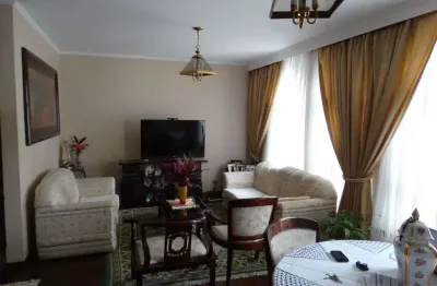 Casa sobrado de 3 dormitórios, 1 suíte e 4 vagas de garagem a venda no jardim são paulo