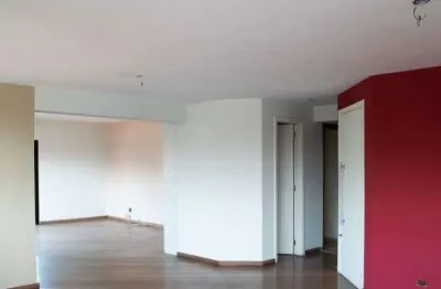 Apartamento com 04dorm., 03 suítes, com sacada e 04 vagas com deposito