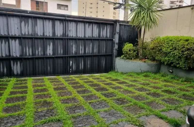Sobrado com 4 quartos e 7 banheiros e 5 vagas para venda e locação vila aurora