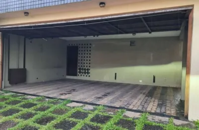 Sobrado com 4 quartos e 7 banheiros e 5 vagas para venda e locação vila aurora