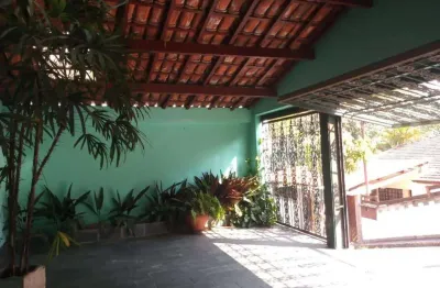 Sobrado com 4 dormitórios e 2 vagas ao lado do horto florestal por r$ 1.063.829,96.