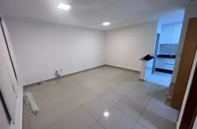 Casa em condomínio fechado na vila mazzei com 3 dormitórios e 2 vagas, para venda ou locação