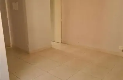 Apartamento reformado para venda, com 2 (dois) quartos, banheiro, lavabo, sala 2 (dois) ambientes,