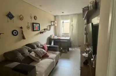 Sobrado para venda em condomínio fechado com 2 suítes e 2 vagas de garagem na água fria