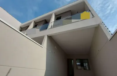Sobrado novo, 3 suítes, 4 banheiros, 2 vagas, à venda - 115 metros por r$ 790.000,00