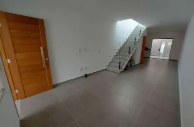 Sobrado novo, 3 suítes, 4 banheiros, 2 vagas, à venda - 115 metros por r$ 790.000,00