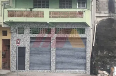 Casa a venda residencial, comercial, (contento 02 casas no terreno e 1 salão com banheiro).