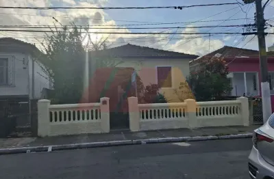 Casa para venda, com 2 dormitórios, sem vaga de garagem, 250m². localizado no tremembé.