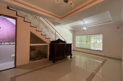 Sobrado a venda na região do mandaqui , fácil acesso e comércios próximos