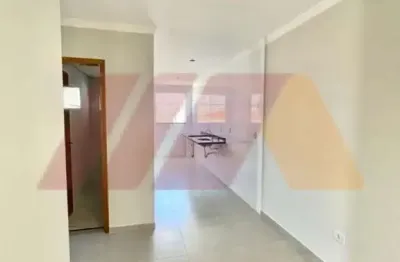 Casa em condomínio fechado com 2 dormitórios, 50 metros e vaga de garagem opcional.