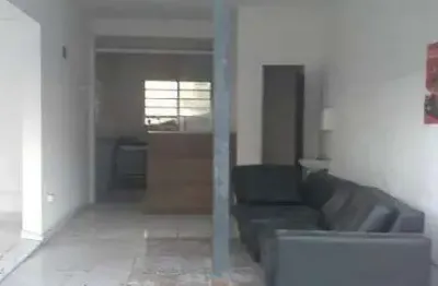 Ponto comercial com 3 casas individuais com 200m² ao lado do shopping maia