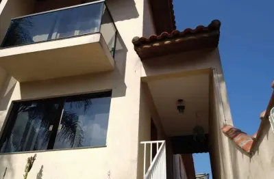 Casa, sobrado, 156m², 3 dorm com suíte, sendo 1 com sacada, espaço goumet com churrasqueira, no jardim vila fátima em guarulhos