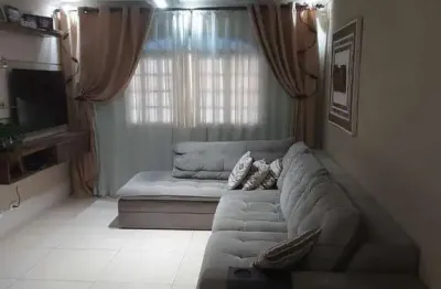 Casa, sobrado, 170m ², com 2 salas, 3 quartos, sendo 1 suíte com sacada à venda em guarulhos no bairro do bela vista.