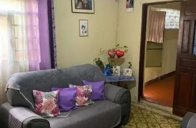 Casa com ponto comercial á venda, 220m², 2 quartos, edícula, próximo ao shopping internacional guarulhos na vila são rafael