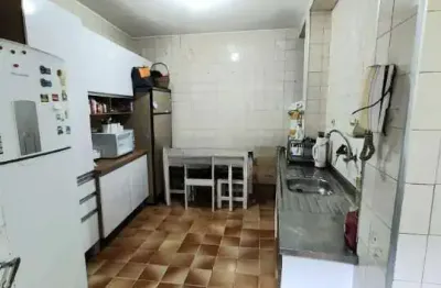 Sobrado à venda com 3 quartos, sem vaga, 7 minutos da estação de metrô tatuapé