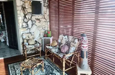 Sobrado á venda com 100m², 3 quartos, 2 vagas na cidade lider zona leste