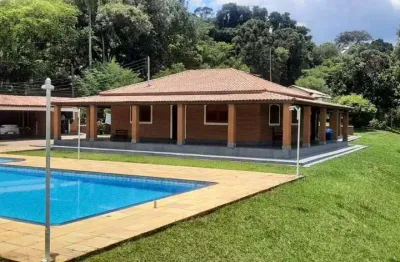 Charmosa chácara com 24.000m² com piscina à venda em extrema - mg