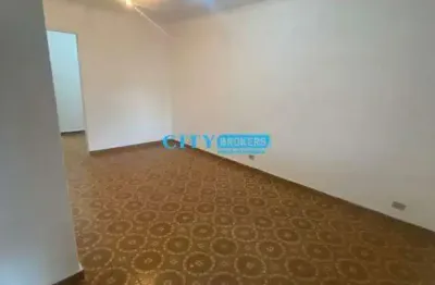 Terreno com duas casas à venda - 240m², 4 dormitórios, 5 banheiros, 2 vagas