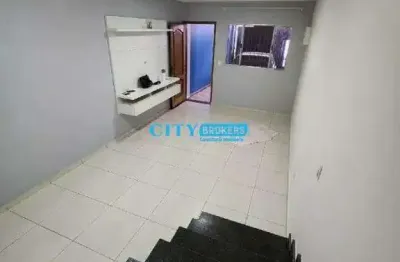 Sobrado á venda com 2 dormitórios á 3 minutos do metrô artur alvim zona leste