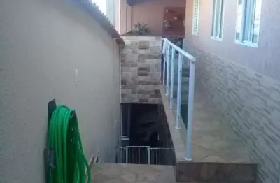 Casa com 2 quartos à venda na Rua Ipirapema, Jardim Layr, Mogi das Cruzes